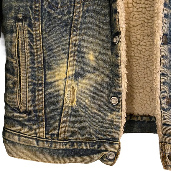 Vintage Levi’s 70s denim distressed Sherpa trucker jacket - Picture 4 of 14
